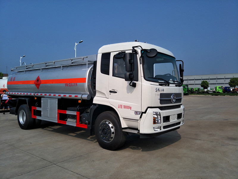  東風(fēng)天錦運(yùn)油車(chē)14立方